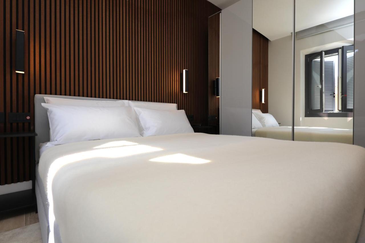 Renovated & Fully Equipped-Luxurious-2Room Fontana Suite, It Just Doesn'T Get Any Better! ออลเบีย ภายนอก รูปภาพ